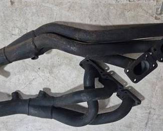 3286 - 2 Automotive Exhaust Pipes
