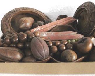 8104 - Lot of Monkeypod Wood Items
