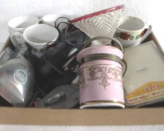 8011 - Lot of Assorted Items
