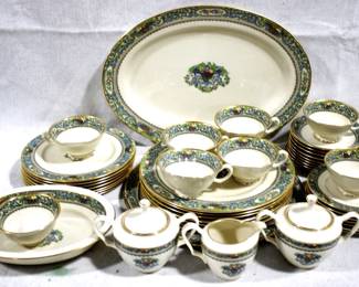8672 - 43 Piece Lenox "Autumn" China Set
