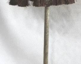 7656 - Lamp - 28" Tall You are buying a used as-is electric/electronic item. We do not guarantee all components are present, and if it is not expressly stated, it is untested.
