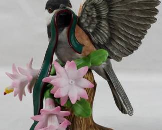 88 - 2002 Christmas Chickadee Lenox Figurine 5.5"
