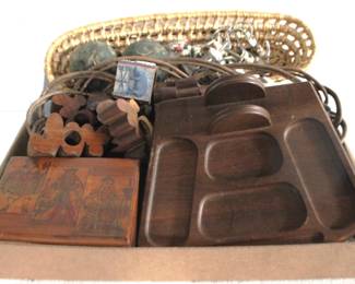 8216 - Lot of Assorted Items
