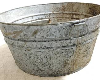 3048 - Vintage Galvanized Wash Tub - 11" x 24"

