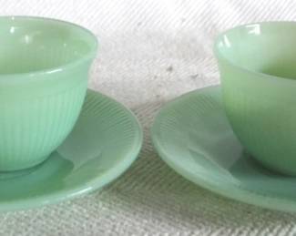 7871 - Jadeite Cups & Saucers Set

