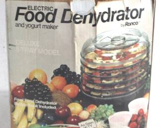 8273 - Ronco Food Dehydrator w/ Box You are buying a used as-is electric/electronic item. We do not guarantee all components are present, and if it is not expressly stated, it is untested.
