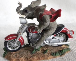 7877 - Elephant on Motorcycle - 4x8x8
