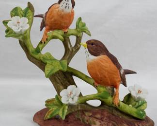 61 - 1985 Royal Carlton Bird Figurine 6"
