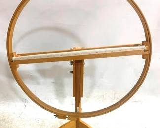 3186 - Standing Embroidery Hoop - 43" x 30"
