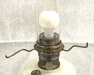 8635 - Electrified Aladdin Oil Lamp - 24.5" Tall You are buying a used as-is electric/electronic item. We do not guarantee all components are present, and if it is not expressly stated, it is untested.
