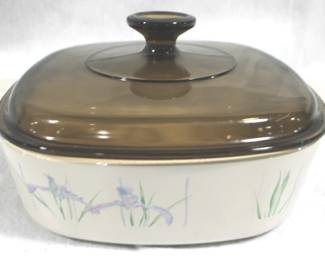 5075 - Corning Dish w / Lid - 10" x 9"
