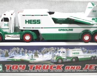 8446 - 2010 Hess Truck & Jet in Box
