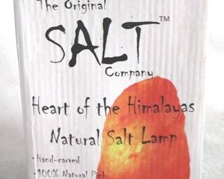 7945 - Himalayan Salt Lamp in Box You are buying a used as-is electric/electronic item. We do not guarantee all components are present, and if it is not expressly stated, it is untested.
