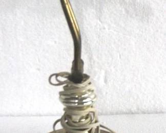 8113 - Lamp - 14" Tall You are buying a used as-is electric/electronic item. We do not guarantee all components are present, and if it is not expressly stated, it is untested.
