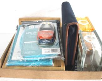 8223 - Lot of Assorted Items
