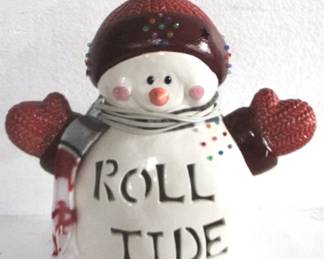 8095 - Roll Tide Snowman Lamp - 14.5" Tall You are buying a used as-is electric/electronic item. We do not guarantee all components are present, and if it is not expressly stated, it is untested.
