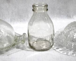 5128 - Lot of 3 Glass Items
