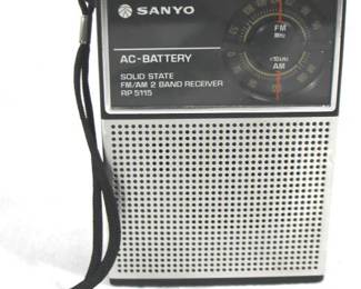 5024 - Sanyo AM/FM 2 Band Receiver Radio 4" x 6" x 2" You are buying a used as-is electric/electronic item. We do not guarantee all components are present, and if it is not expressly stated, it is untested.
