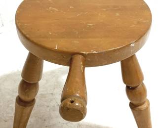 3006 - Vintage Wooden Stool - 11.5" x 10"
