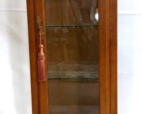 3257 - Curio Cabinet - 68 x 20 x 12 You are buying a used as-is electric/electronic item. We do not guarantee all components are present, and if it is not expressly stated, it is untested.
