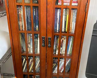 DVD’s  
Storage cabinet