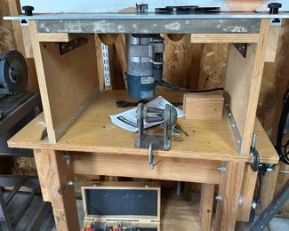 Bosch 1617 EVS Router on homemade table 
