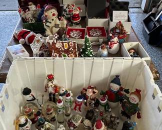 Xmas items- lots of Danbury Mint ornaments