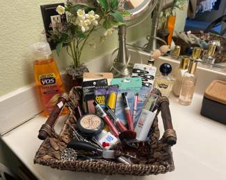 Makeup 