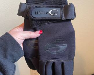 Scuba gloves 