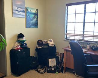 Scuba travel gear 