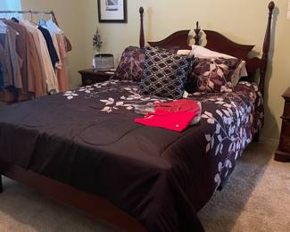 Queen electric bed 