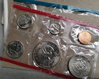 Vintage sealed mint uncirculated American coins