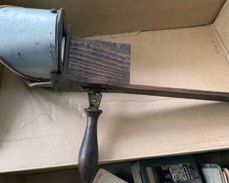 Vintage keystone stereoscope with cards