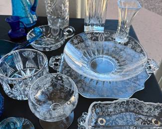 Assorted depression glassware