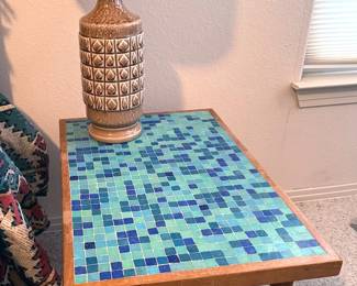 Mid century side table + lamp