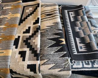 Navajo/Dine rugs