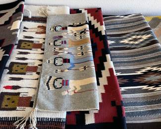 Navajo/Dine rugs