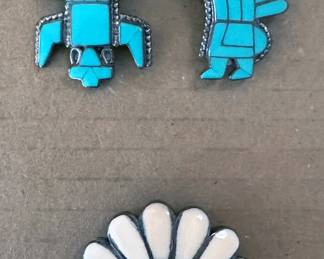 Native American jewelry, pendants/brooches