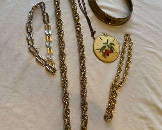 Vintage Jewelry