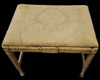 The frame and cushion of painted Italian Venetian bench