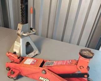 MVP Super Lift 4000 lb. Hydraulic Service Jack w One Mack Jack stand