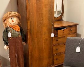 Antique gentleman's chest and chifforobe combo