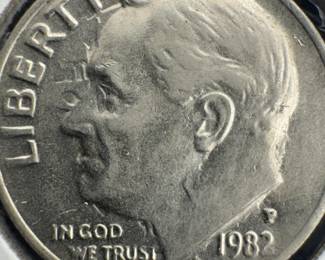 1982 ROOSEVELT DIME WITH STRIKE THRU MINT ERROR , RARE PARTIAL IMPRESSION OBVERSE AND REVERSE