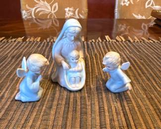 Lefton Virgin Mary Baby Jesus Angels 