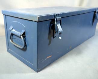 Metal Can With Latches And Side Handles, 7.5" X 22.5" X 9"
