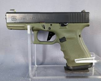 Austria Glock 19 Gen 4 9 x 19 Pistol SN# BBFN048