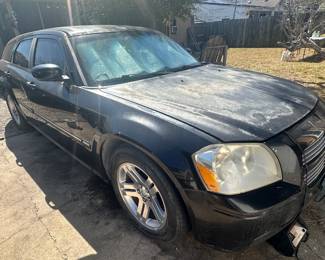 2005 Dodge Magnum Hemi with 97,xxx miles