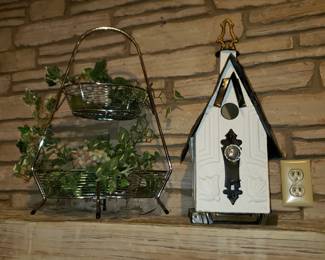 Birdhouse Decor