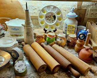 I love the vintage Muppet mugs 