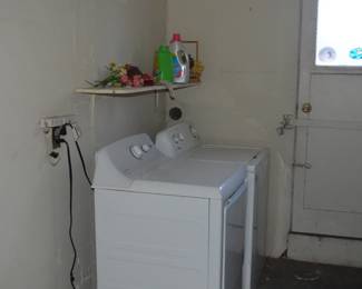 Washer/Dryer 350.00 Reduced to 150.00